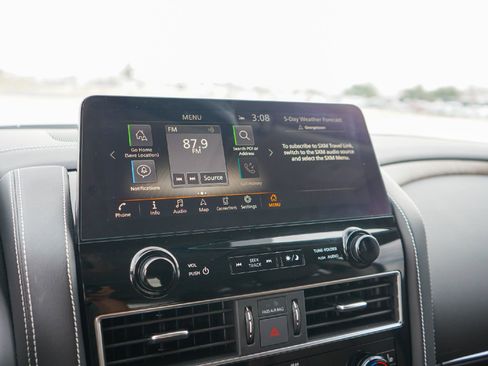 Certified 2024 INFINITI QX80 Premium Select w/ Cargo Package image 17