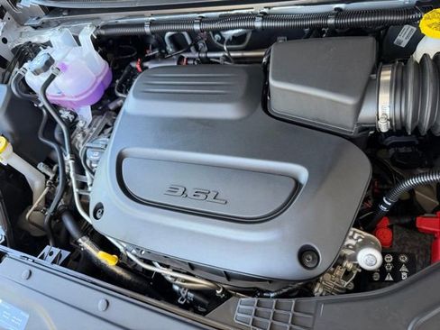 New 2026 Chrysler Voyager LX FWD image 12