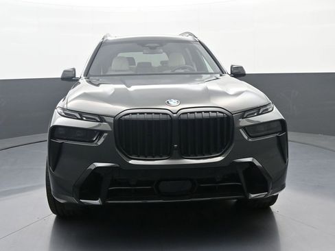 New 2026 BMW X7 xDrive40i w/ M Sport Package AWD/4WD image 2
