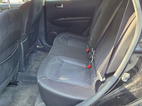 Used 2015 Nissan Rogue S w/ Convenience Package FWD image 11