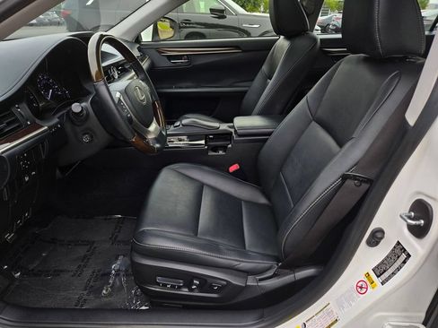 Used 2013 Lexus ES 350 w/ Premium Pkg FWD image 17