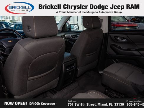 Used 2020 Chevrolet Traverse LT image 17