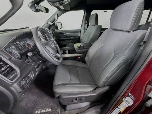 Used 2023 RAM 1500 Big Horn AWD/4WD image 2
