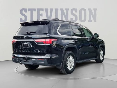 Certified 2023 Toyota Sequoia SR5 w/ SR5 Premium Package AWD/4WD image 5