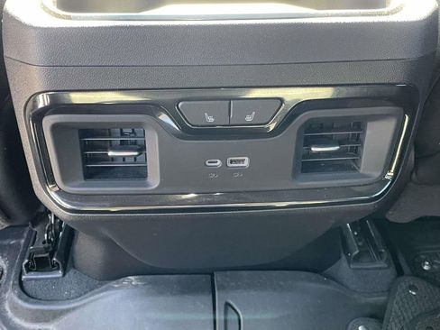 Used 2024 GMC Sierra 2500 AT4 w/ AT4 Premium Plus Package image 10