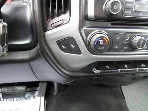 Used 2018 GMC Sierra 1500 SLT image 15