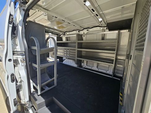 Used 2020 Ford Transit 250 Low Roof RWD image 25