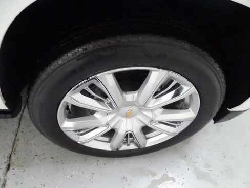 Certified 2024 Chevrolet Suburban High Country AWD/4WD image 29