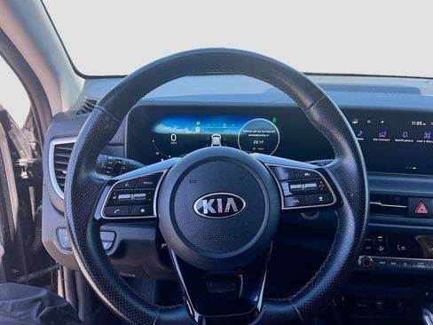 Used 2024 Kia Seltos SX image 11