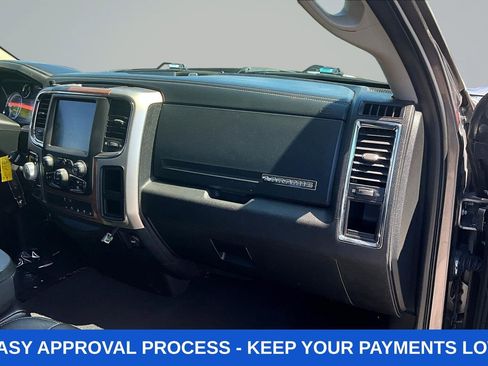 Used 2017 RAM 1500 Laramie AWD/4WD image 33