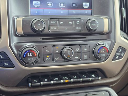 Used 2015 GMC Sierra 3500 Denali w/ Duramax Plus Package image 23