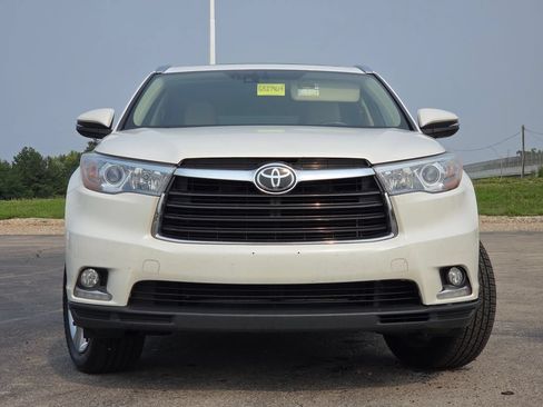 Used 2016 Toyota Highlander Limited Platinum AWD/4WD image 3