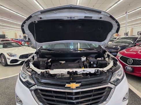 Used 2018 Chevrolet Equinox LS FWD image 40