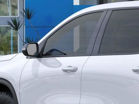 New 2026 Chevrolet Traverse Z71 w/ Enhanced Driving Package image 12