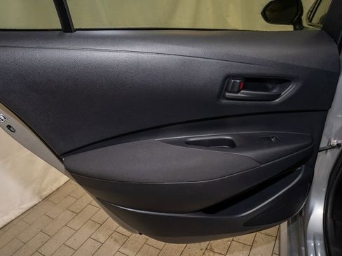 Used 2023 Toyota Corolla LE w/ LE Premium Package image 10