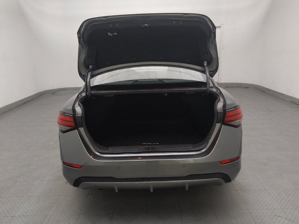 Used 2025 Nissan Sentra SV FWD image 29