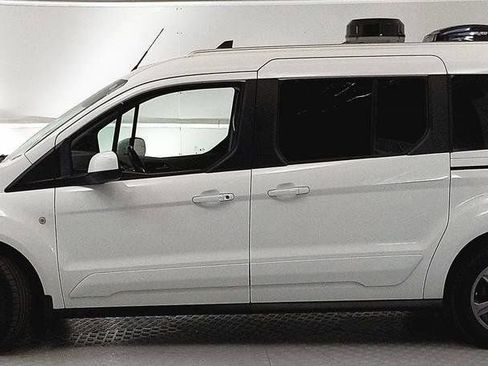 Used 2021 Ford Transit Connect Titanium w/ Trailer Tow Package FWD image 5