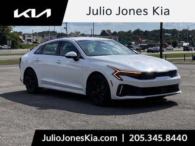 New 2026 Kia K5 LXS FWD image 1