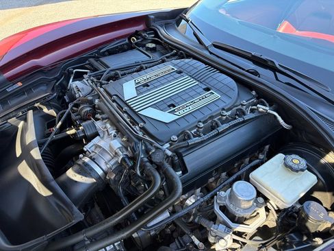 Used 2016 Chevrolet Corvette Z06 w/ 3LZ Preferred Equipment Group RWD image 16