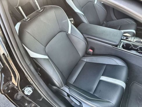 Used 2025 Toyota Camry SE w/ Convenience Package FWD image 32