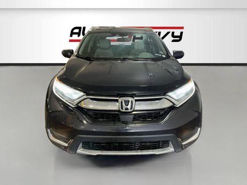 Used 2018 Honda CR-V Touring image 2