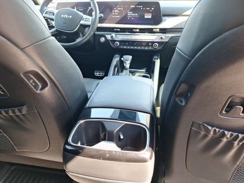 Used 2025 Kia Telluride SX FWD image 29
