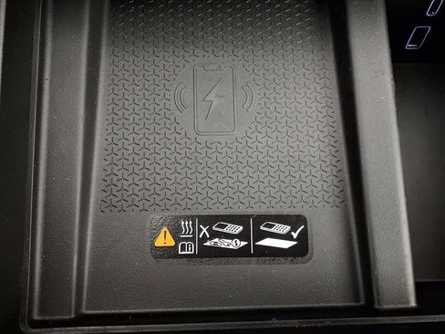 New 2026 GMC Acadia AT4 w/ Luxury Package image 59