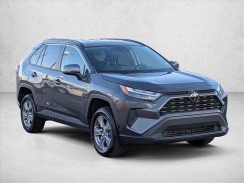 Used 2024 Toyota RAV4 XLE image 3