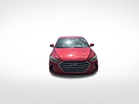 Used 2018 Hyundai Elantra SEL FWD image 3