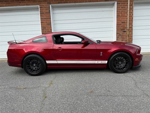 Used 2014 Ford Mustang Shelby GT500 w/ SVT Track Pack image 33