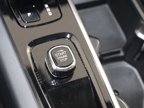 Used 2024 Volvo S60 B5 Plus AWD/4WD image 28