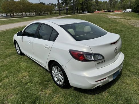 Used 2012 MAZDA MAZDA3 i Touring FWD image 11