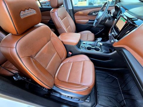 Used 2021 Chevrolet Traverse High Country w/ LPO, Floor Liner Package AWD/4WD image 27