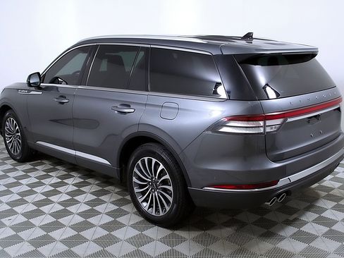 Used 2023 Lincoln Aviator Reserve w/ Equipment Group 201A image 9