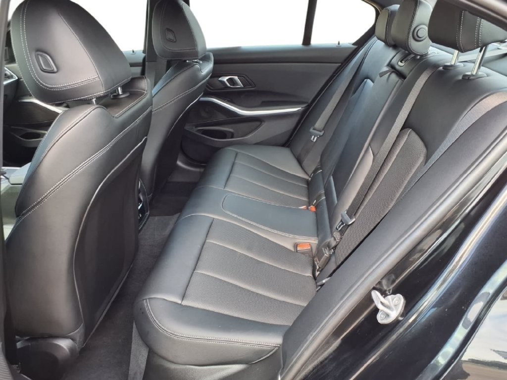 Used 2024 BMW 330i Sedan RWD image 30