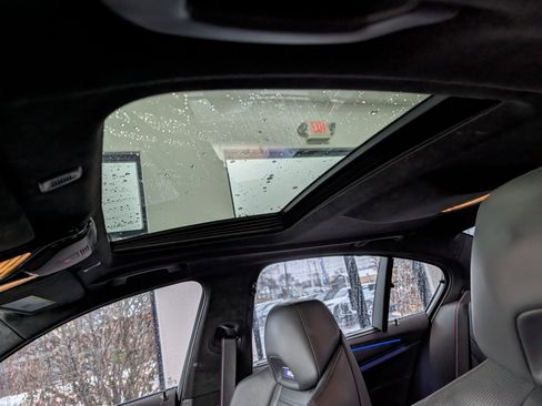 Used 2023 BMW M5 w/ Competition Package image 15