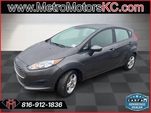 Used 2017 Ford Fiesta SE image 1