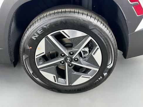New 2026 Hyundai Tucson SEL image 22