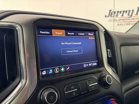 Used 2021 Chevrolet Silverado 1500 LT Trail Boss w/ Convenience Package II AWD/4WD image 29
