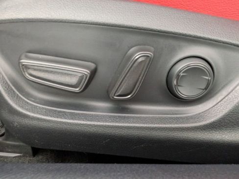 Used 2023 Toyota Camry XSE FWD image 22