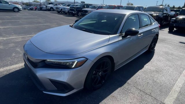 Used 2023 Honda Civic Sport image 6