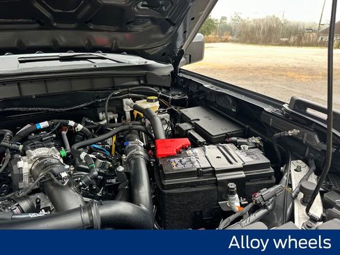 New 2025 Ford Bronco Badlands image 25