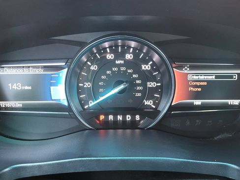 Used 2016 Ford Explorer XLT w/ Equipment Group 201A AWD/4WD image 18