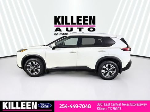 Used 2021 Nissan Rogue SV w/ Premium Package FWD image 4