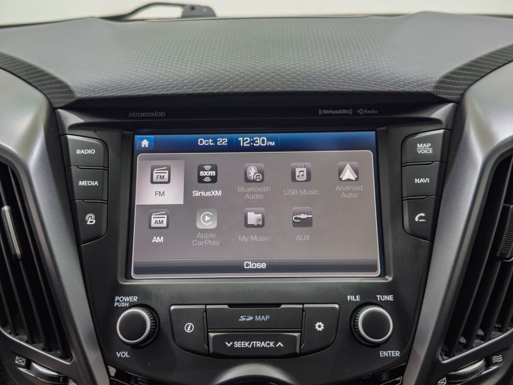 Used 2016 Hyundai Veloster Turbo w/ Option Group 04 FWD image 36