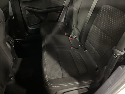 Used 2023 Ford Escape Active image 10