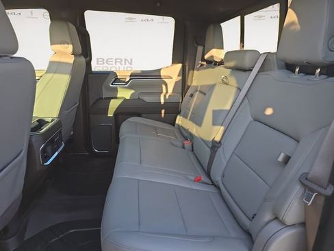 Used 2024 Chevrolet Silverado 1500 LTZ w/ LTZ Convenience Package II AWD/4WD image 13