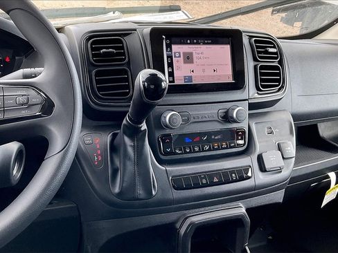 New 2024 RAM ProMaster 2500 w/ Convenience Group image 6