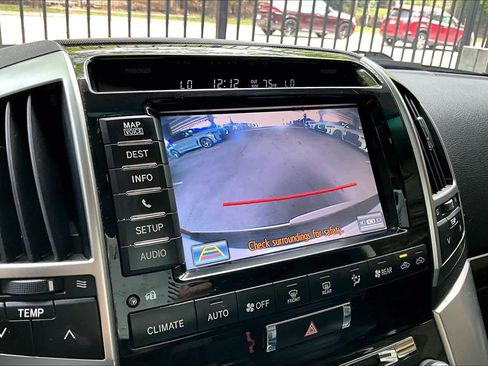 Used 2015 Toyota Land Cruiser AWD/4WD image 26