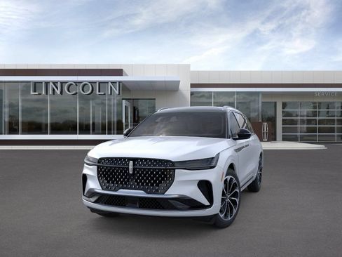 New 2026 Lincoln Nautilus Reserve AWD/4WD image 2